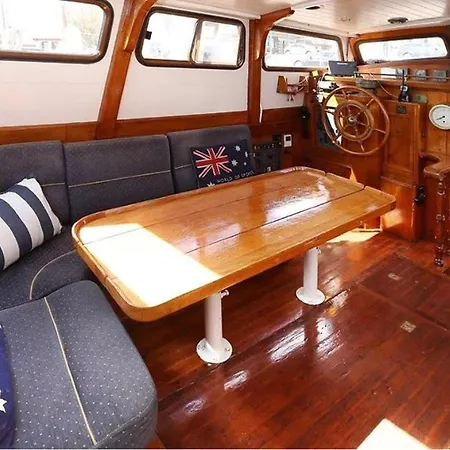 Classic Sailing Ship In Center Of Enkhuizen! Prázdninový dům Enkhuizen